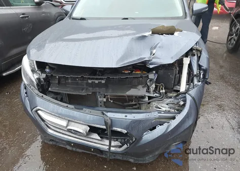 2018 Subaru Outback 2.5I Premium z USA, uszkodzony, nr VIN 4S4BSAFCXJ3234913